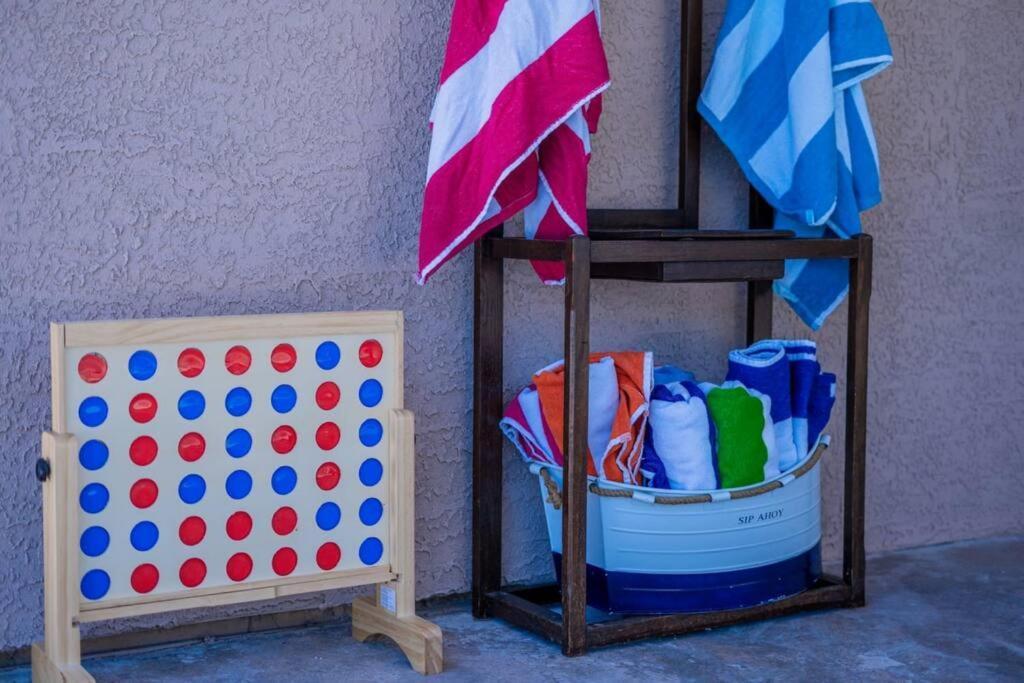 Villa Fab Phx Getaway W/ Pool & Fire Pit Phoenix Exterior foto