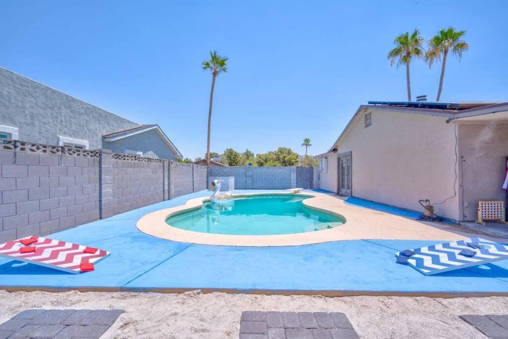 Villa Fab Phx Getaway W/ Pool & Fire Pit Phoenix Exterior foto